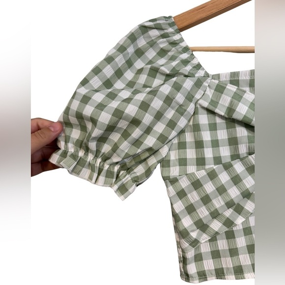 SHEIN Green & White Gingham Print Twist Front Puff Sleeve Crop Top Size 11-12Y☀️ - Picture 5 of 17